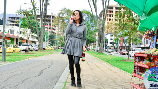 Rommelige Gezichtsbehandeling Voor Hot Latina