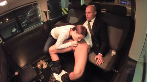 공개 자동차 성별 승 뜨거운 체코 Babe