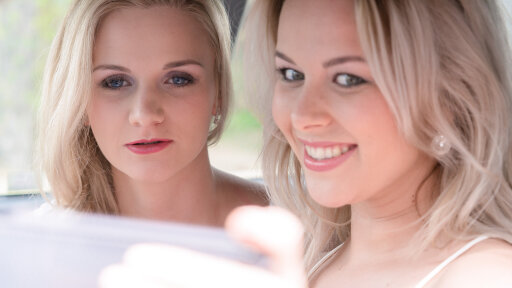 Sexy Chick Saa Cum Katettu Koe