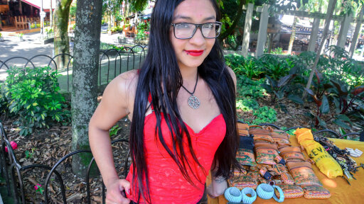 Sweet Latina Fær ásamt á Gleraugu Hennar í Heitu Fjandans